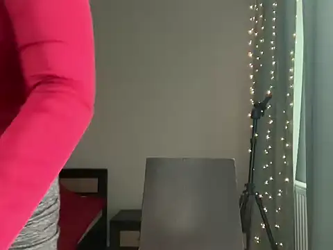 OliviaBayLiveTv online show from 25, 3, 2026