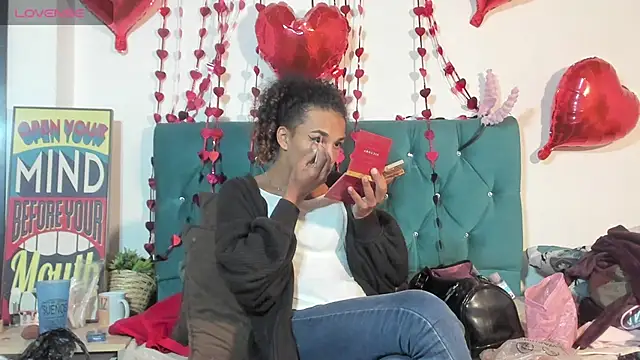 StefanyMiler online show from 18, 4, 2026