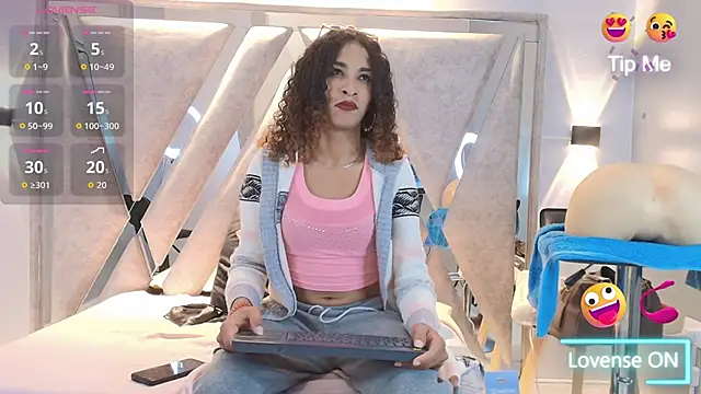 StefanyMiler online show from 14, 10, 2025