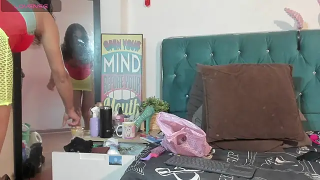 StefanyMiler online show from 7, 5, 2026