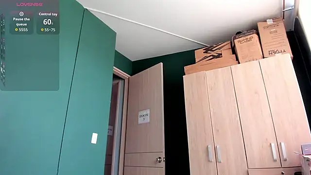 StefanyMiler online show from 31, 10, 2025