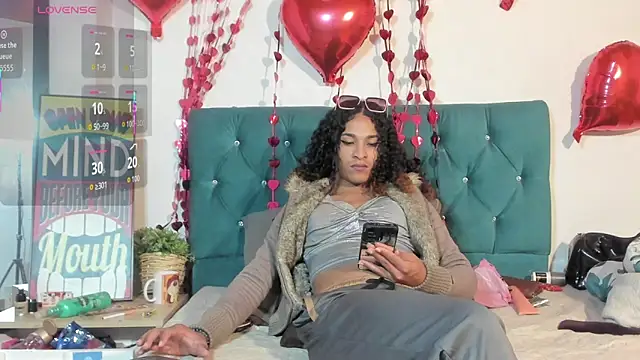 StefanyMiler online show from 12, 3, 2026