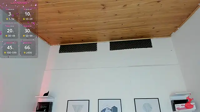 cristal  hot 1 online show from 8, 3, 2025