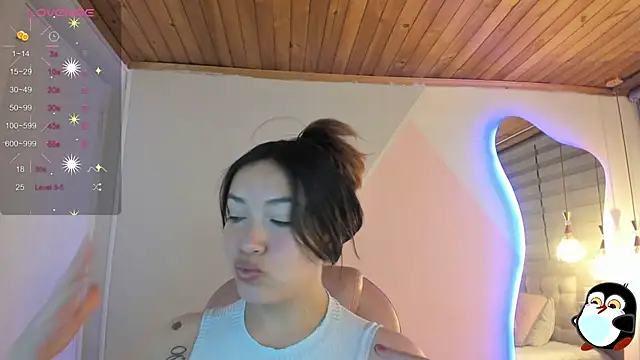 cristal  hot 1 online show from 17, 2, 2026