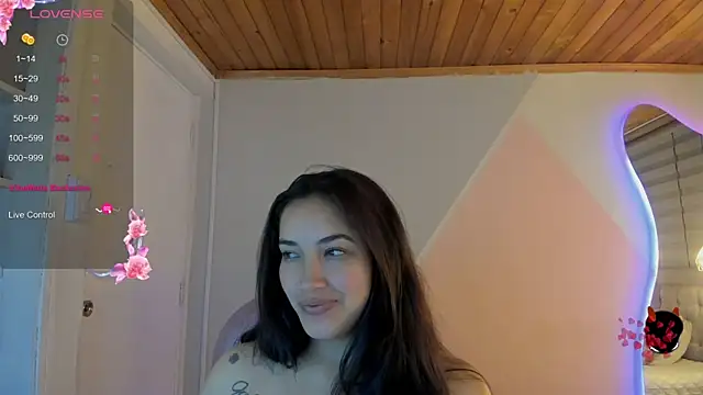 cristal  hot 1 online show from 4, 7, 2026