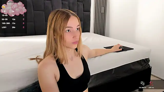 WhiteSun 01 online show from 27, 10, 2025