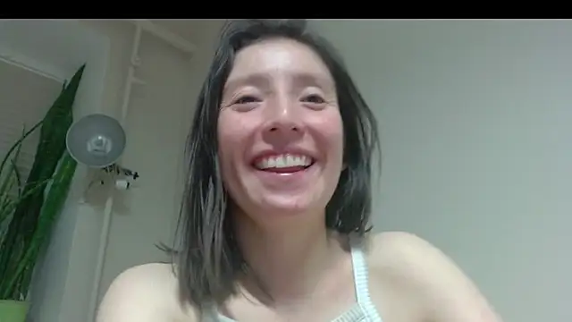 Sophi Cute online show from 9, 3, 2025