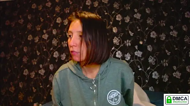Sophi Cute online show from 13, 5, 2026