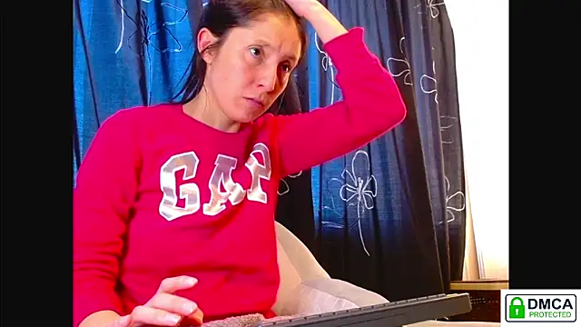 Snapshot of Sophi_Cute chatting on 17, 2, 2026 Sophi Cute online show from 17, 2, 2026