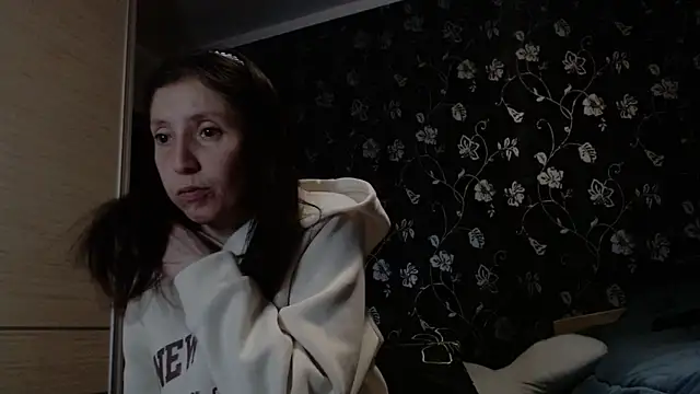 Sophi Cute online show from 20, 12, 2025