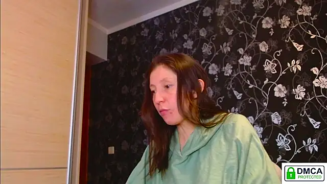 Snapshot of Sophi_Cute chatting on 6, 2, 2026 Sophi Cute online show from 6, 2, 2026