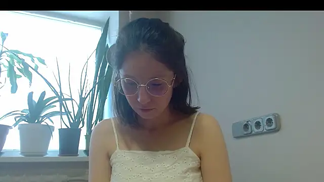 Sophi Cute online show from 15, 3, 2025