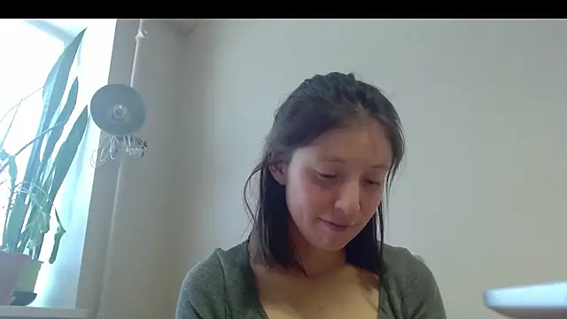 Sophi Cute online show from 7, 3, 2025