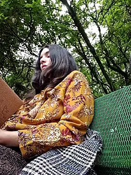Sam Sara online show from 11, 5, 2026