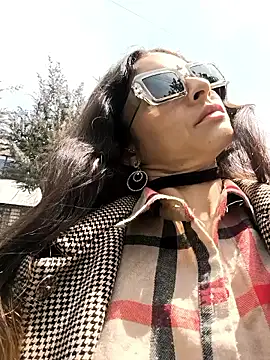 Sam Sara online show from 4, 2, 2026