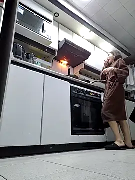 Sam Sara online show from 13, 4, 2026