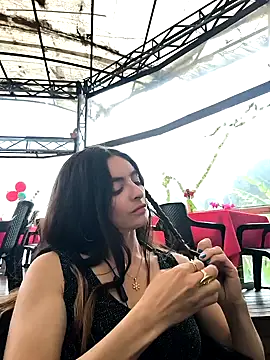 Sam Sara online show from 4, 11, 2025