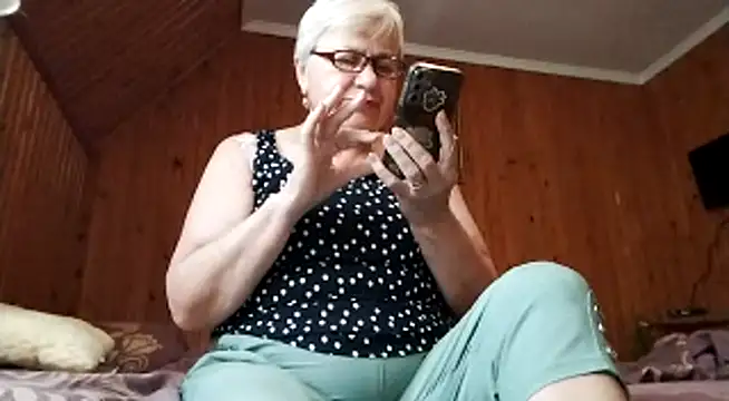 SweetCherry27 online show from 26, 6, 2026