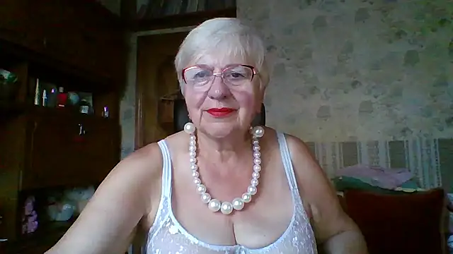 SweetCherry27 online show from 9, 7, 2026