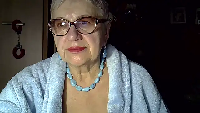 SweetCherry27 online show from 29, 9, 2025