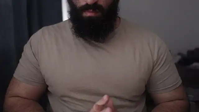 Snapshot of hugemachohandsome chatting on 3, 6, 2026 hugemachohandsome online show from 3, 6, 2026