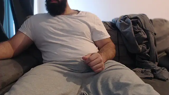 hugemachohandsome online show from 3, 12, 2025