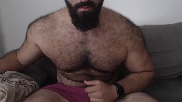 Snapshot of hugemachohandsome chatting on 8, 7, 2026 hugemachohandsome online show from 8, 7, 2026