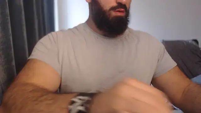 hugemachohandsome online show from 6, 10, 2025