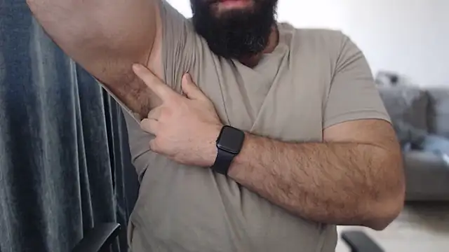 hugemachohandsome online show from 29, 10, 2025