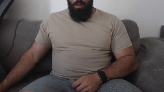 Snapshot of hugemachohandsome chatting on 30, 6, 2026 hugemachohandsome online show from 30, 6, 2026