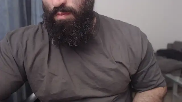 Snapshot of hugemachohandsome chatting on 7, 6, 2026 hugemachohandsome online show from 7, 6, 2026