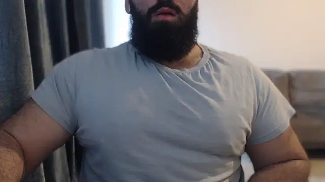 hugemachohandsome online show from 19, 11, 2025