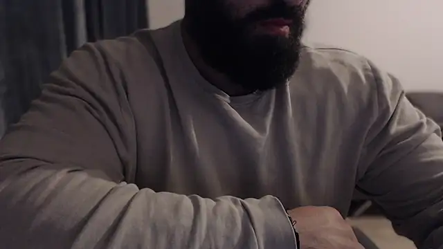 hugemachohandsome online show from 25, 10, 2025