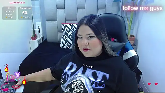 Snapshot of evelin_zaens chatting on 26, 6, 2026 evelin zaens online show from 26, 6, 2026