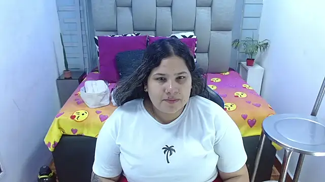 evelin zaens online show from 1, 4, 2026