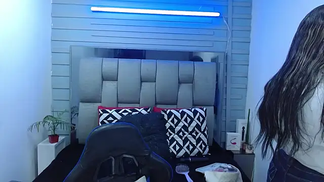 evelin zaens online show from 25, 3, 2026