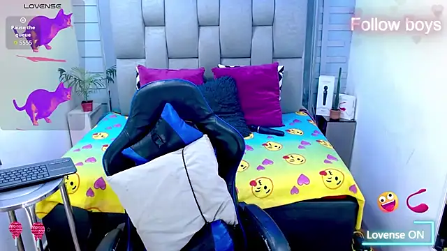 evelin zaens online show from 5, 2, 2026