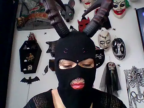 FeticheMacabre online show from 5, 11, 2025