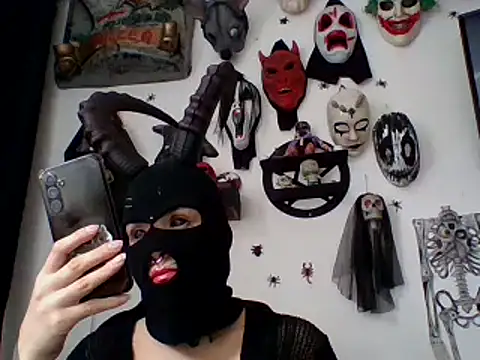 FeticheMacabre online show from 9, 11, 2025