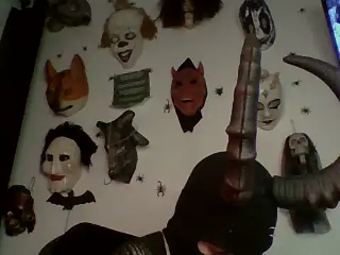 FeticheMacabre online show from 1, 2, 2025