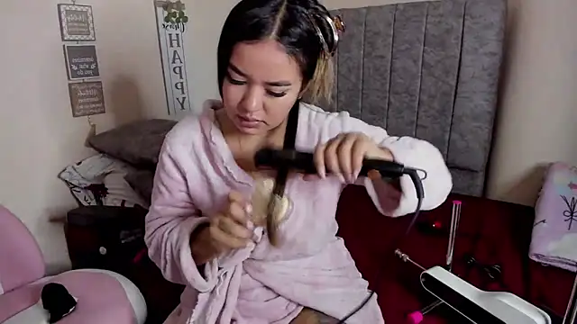 SaraCrow online show from 20, 9, 2025