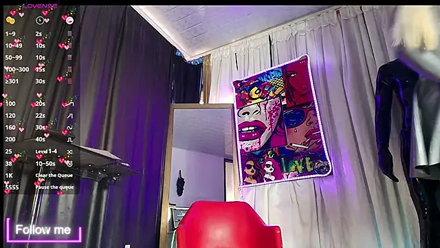 LatexDevil Blondie online show from 13, 3, 2025