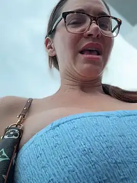 MessyNastyQueen online show from 5, 10, 2025