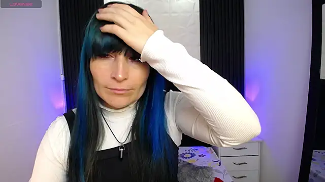 alicia moom online show from 18, 3, 2025