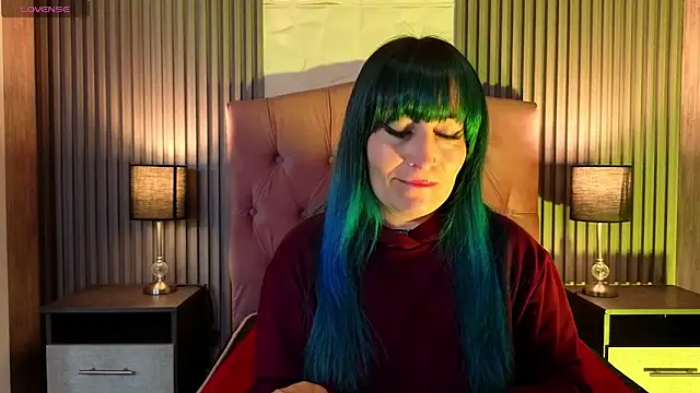 alicia moom online show from 13, 4, 2026