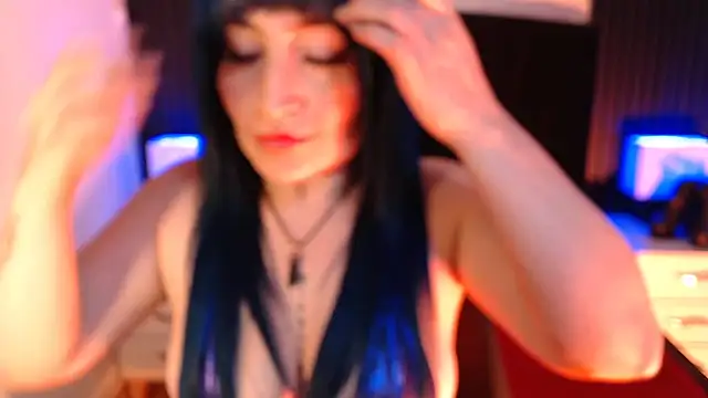 Snapshot of alicia_moom chatting on 14, 7, 2026 alicia moom online show from 14, 7, 2026