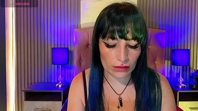 Snapshot of alicia_moom chatting on 20, 6, 2026 alicia moom online show from 20, 6, 2026