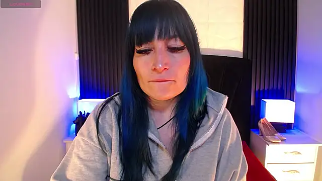 alicia moom online show from 19, 12, 2025