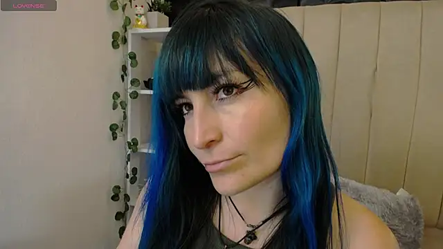 alicia moom online show from 12, 3, 2025