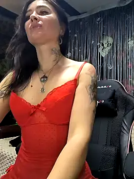 KikiXRed online show from 8, 12, 2024